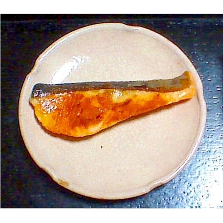 鮭のムニエル(カレー風味)
